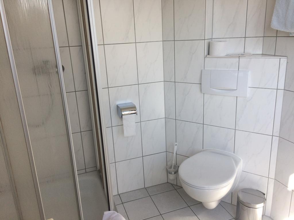 Moselhotel Lesura Lieser Eksteriør billede
